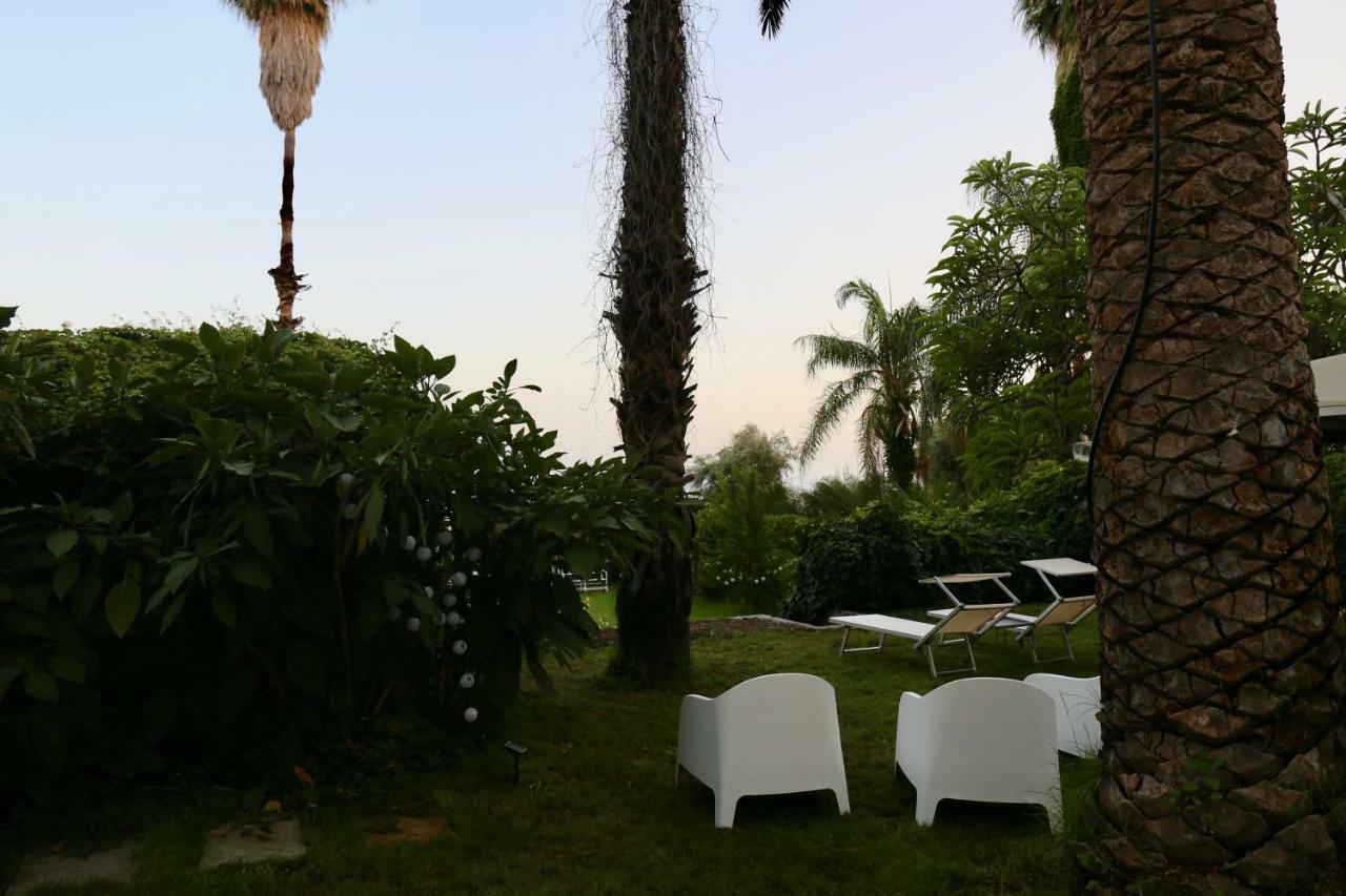 Acquabianca Villa Aci Castello Luaran gambar